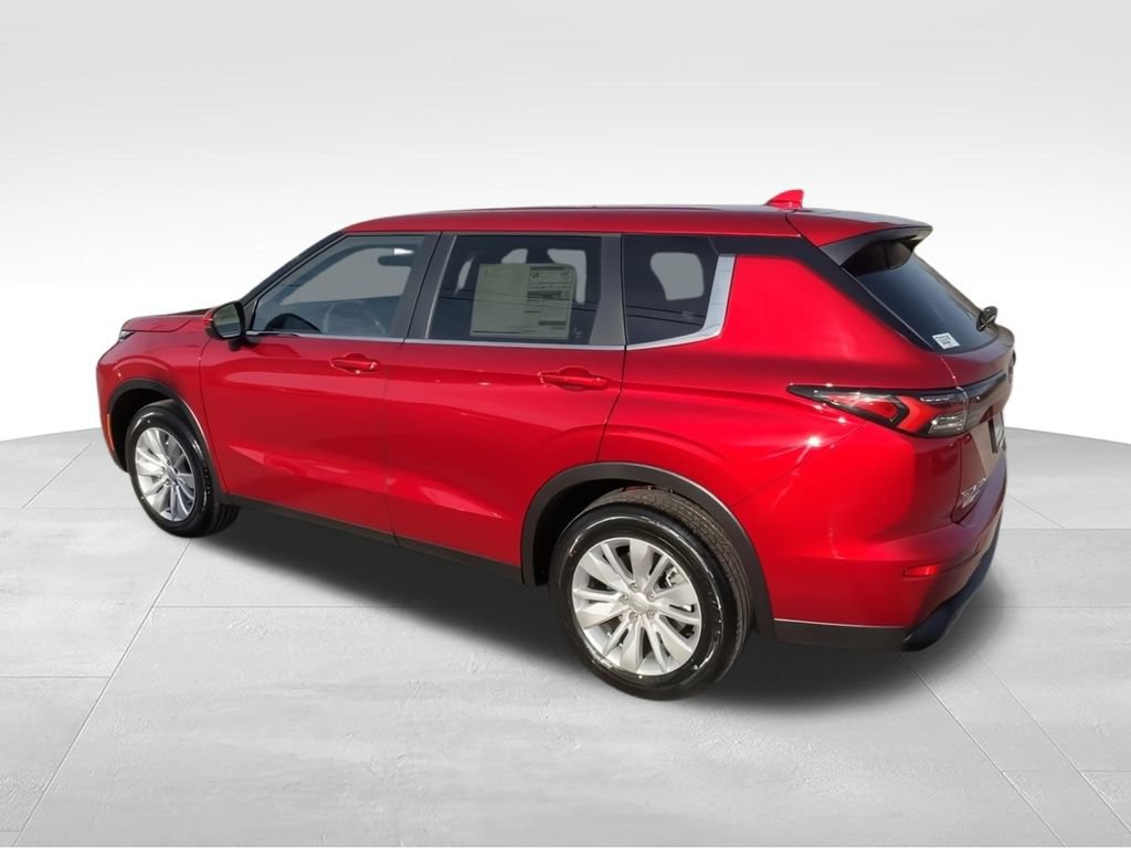 New 2026 Mitsubishi Outlander ES FWD image 6