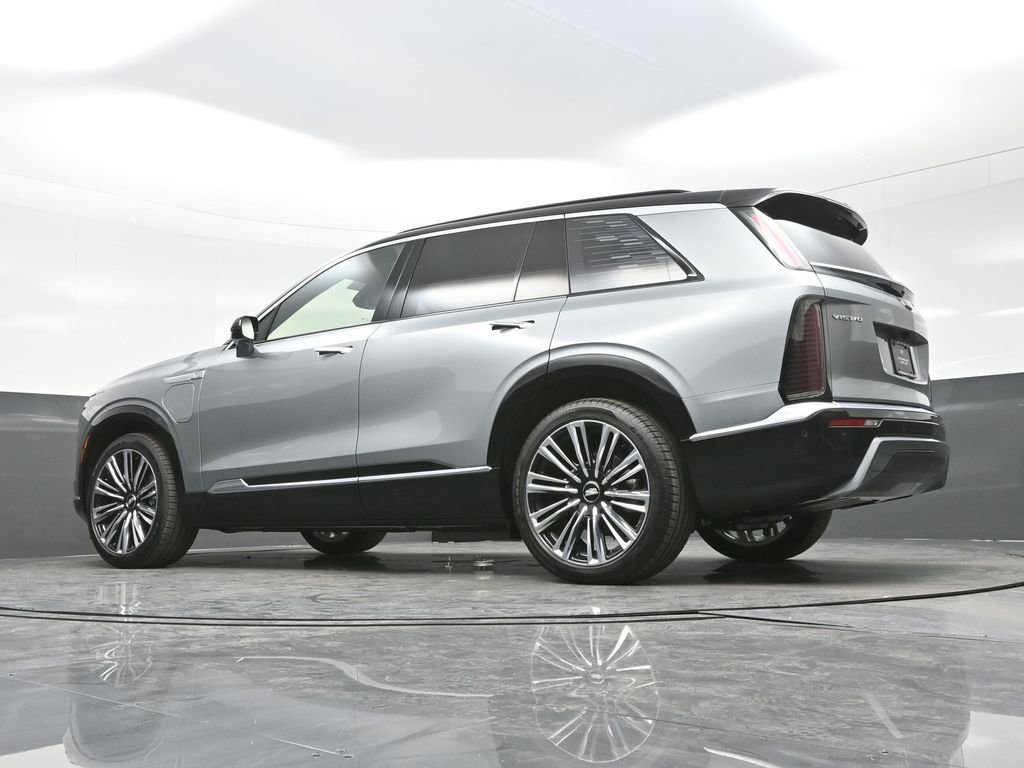 New 2026 Cadillac Vistiq Premium Luxury w/ LPO, Floor Liner Package AWD/4WD image 25