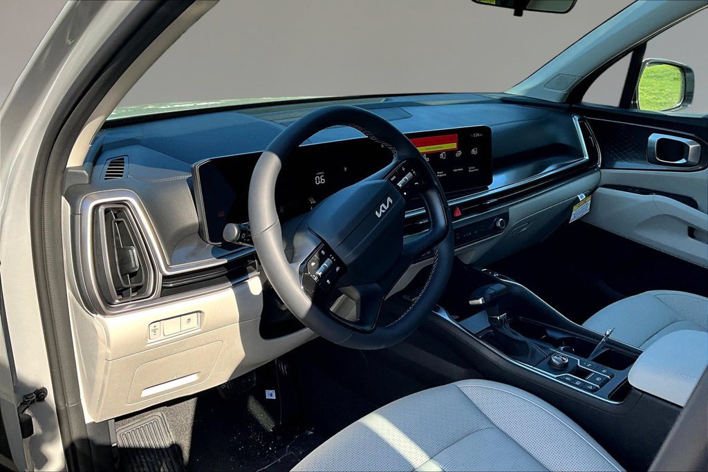 New 2026 Kia Sorento S w/ S Panoramic Sunroof Package FWD image 7
