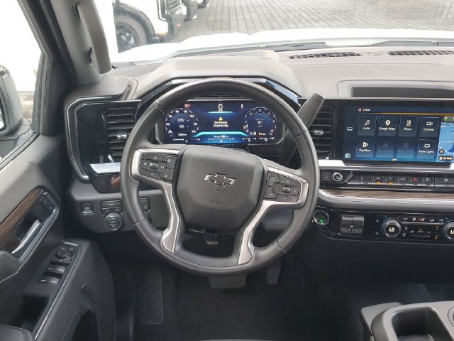 Used 2026 Chevrolet Silverado 1500 RST AWD/4WD image 13