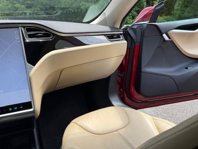 Used 2015 Tesla Model S P85D AWD/4WD image 32