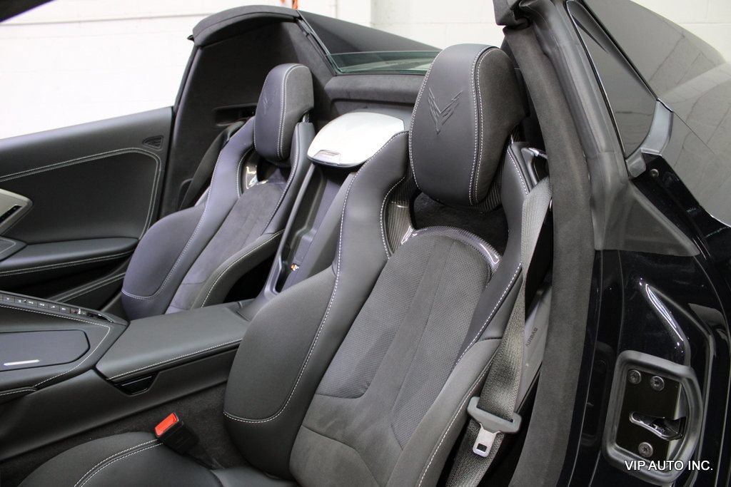 Used 2024 Chevrolet Corvette Stingray Premium Conv w/ Z51 Performance Package RWD image 38