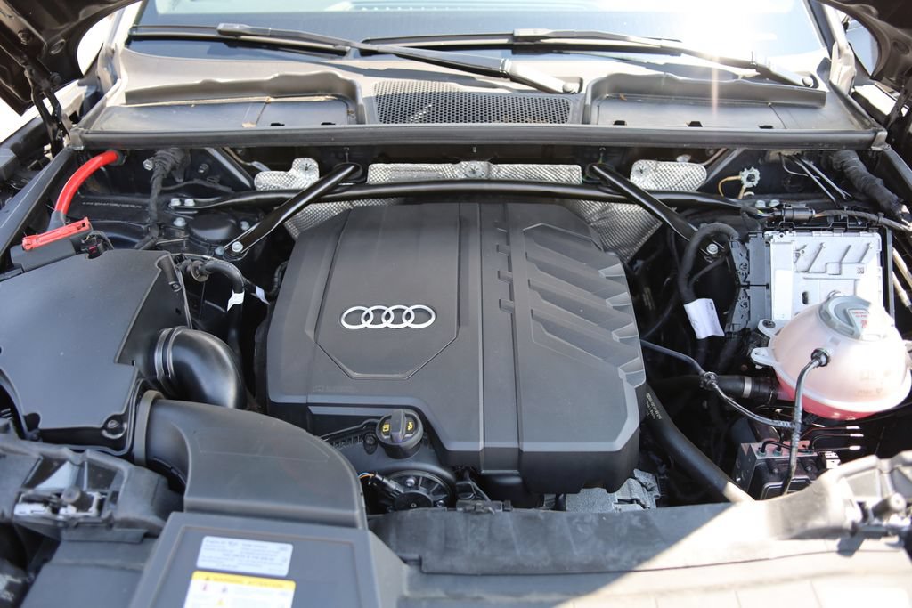Used 2024 Audi Q5 2.0T Premium AWD/4WD image 40