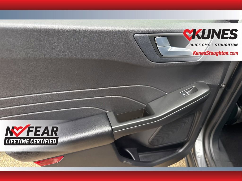 Used 2022 Ford Escape SEL image 38