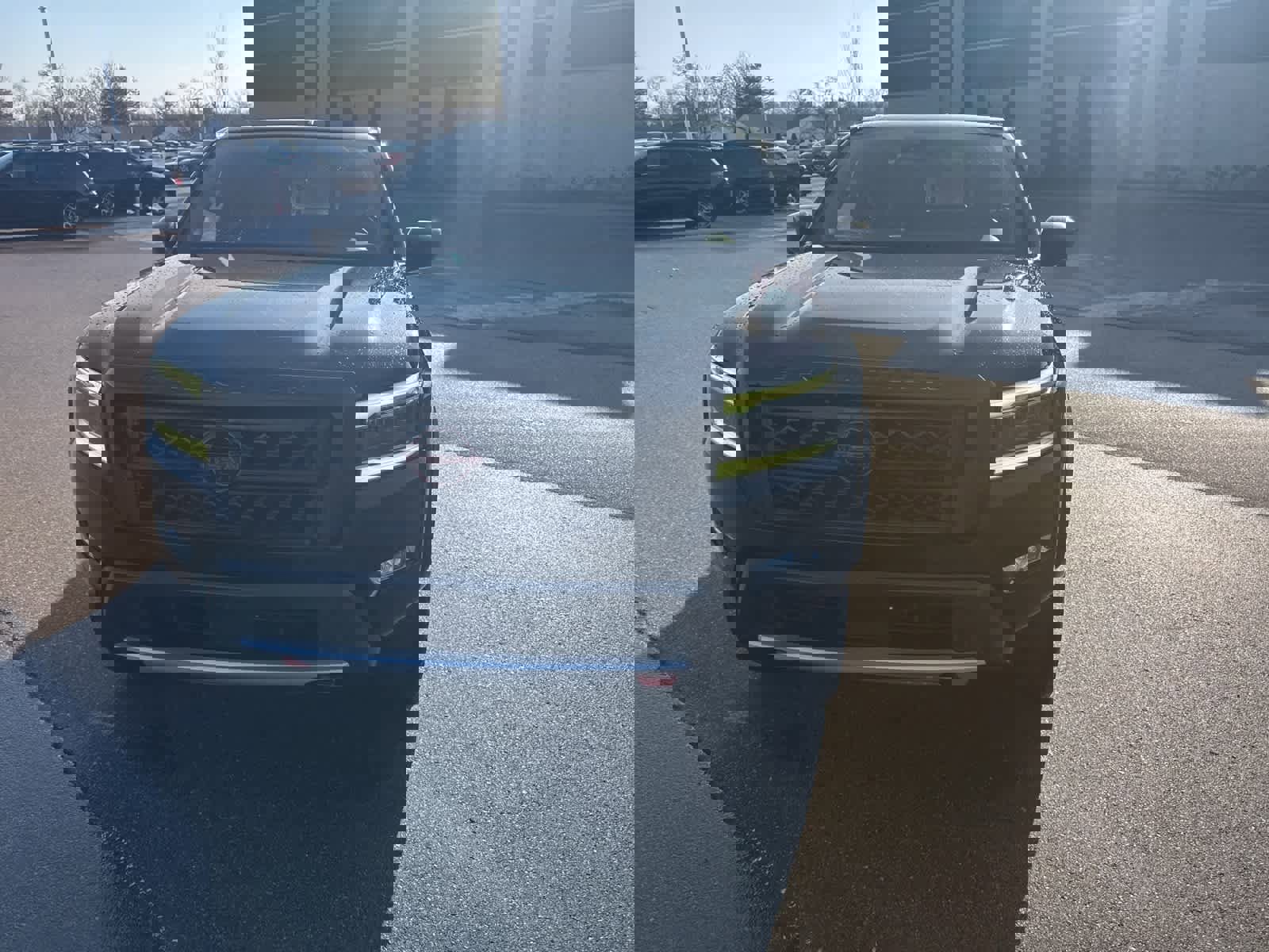 Used 2022 Nissan Frontier PRO-4X w/ Pro-4X Premium Package image 4