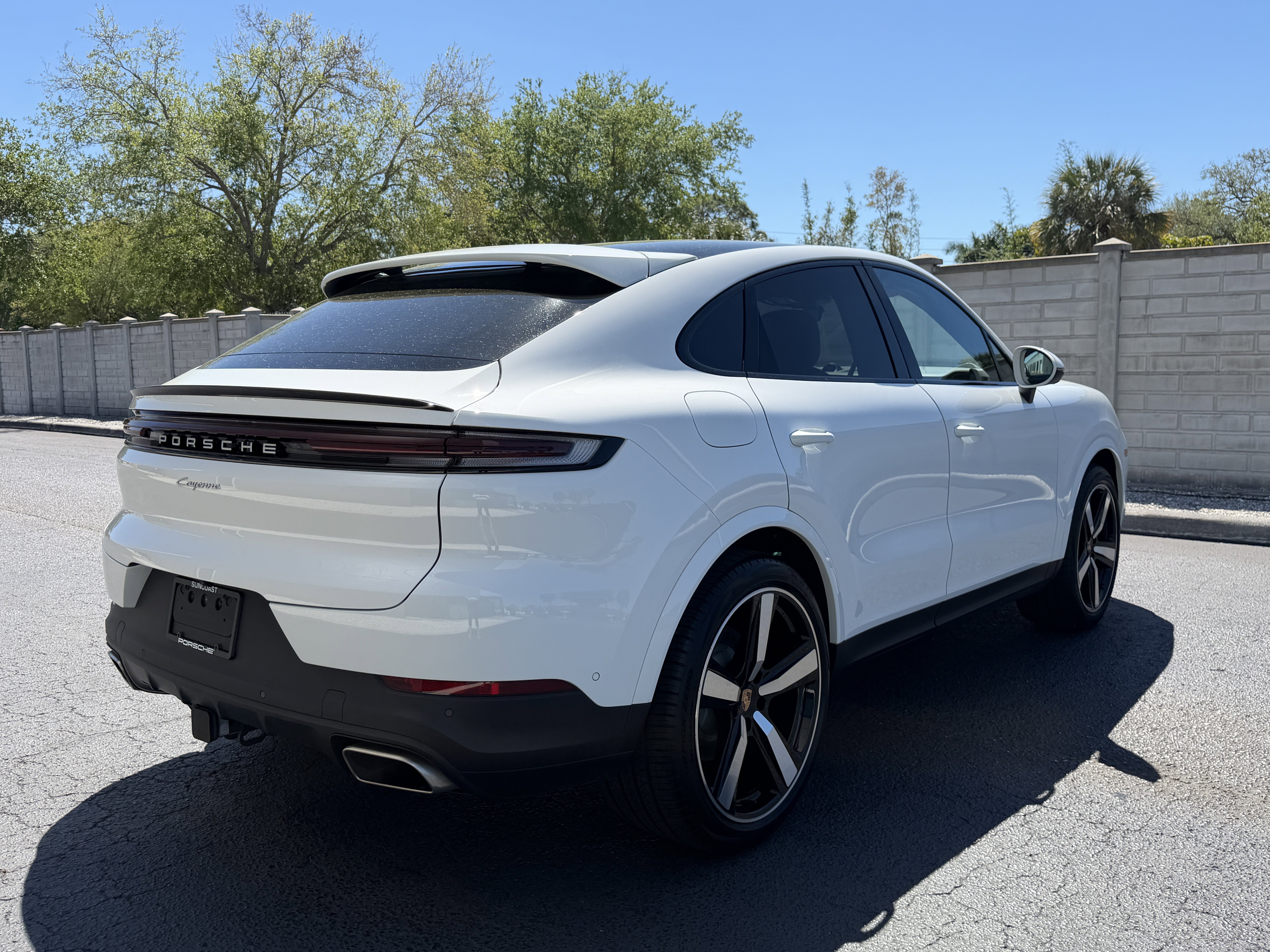 Certified 2026 Porsche Cayenne Coupe image 6