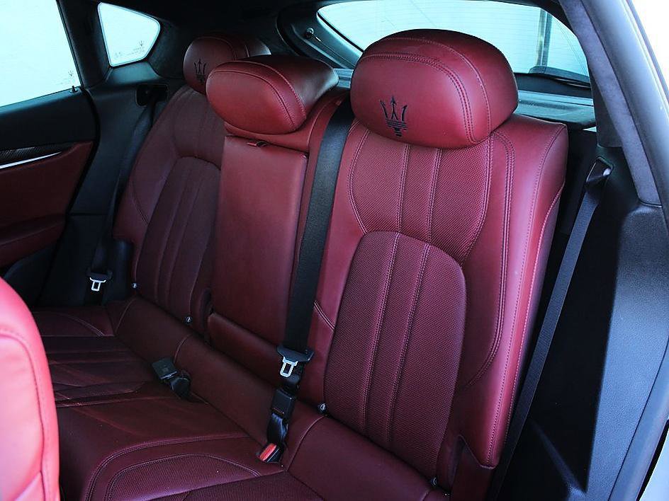 Used 2017 Maserati Levante S image 13
