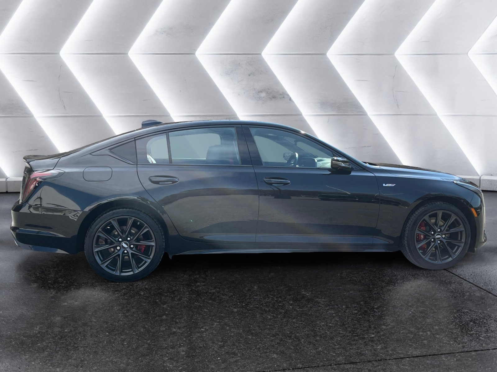 Used 2026 Cadillac CT5 V w/ Technology Package image 7