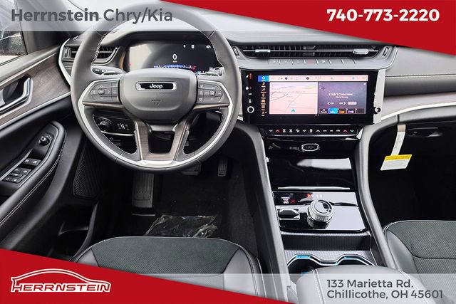 New 2026 Jeep Grand Cherokee Laredo image 6