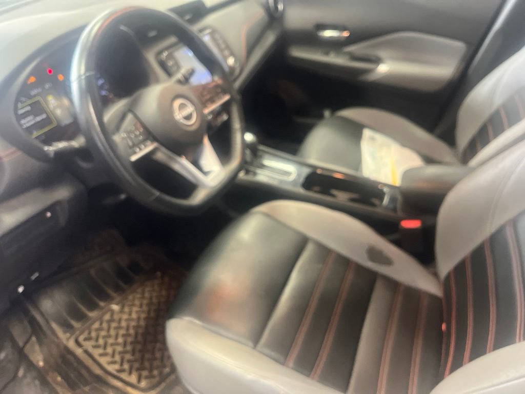 Used 2022 Nissan Kicks SR w/ Premium Package FWD image 17