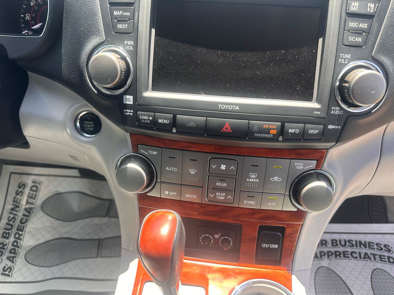 Used 2008 Toyota Highlander Limited AWD/4WD image 22