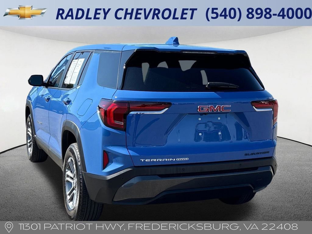Used 2025 GMC Terrain Elevation AWD/4WD image 18