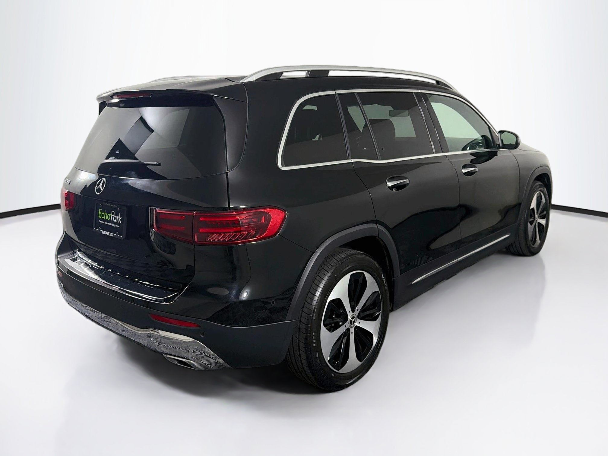 Used 2025 Mercedes-Benz GLB 250 image 9