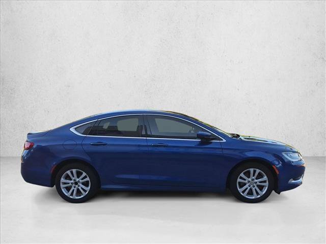 Used 2016 Chrysler 200 Limited FWD image 4
