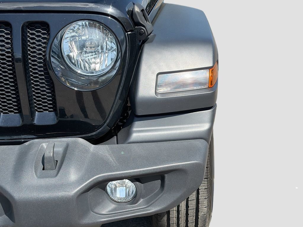 Used 2023 Jeep Wrangler Sport S image 10