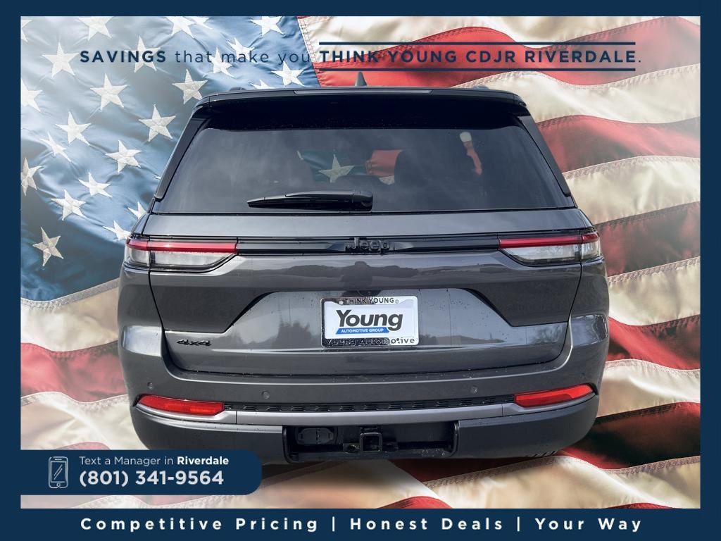 New 2026 Jeep Grand Cherokee Altitude image 4