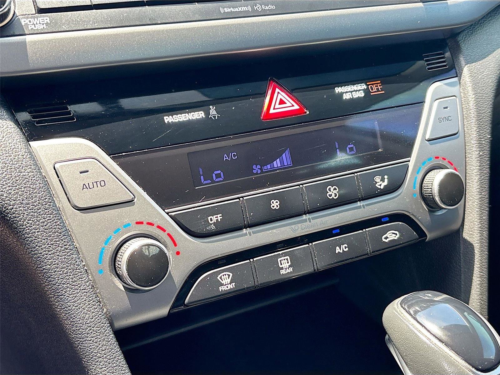 Used 2018 Hyundai Elantra Value Edition FWD image 15