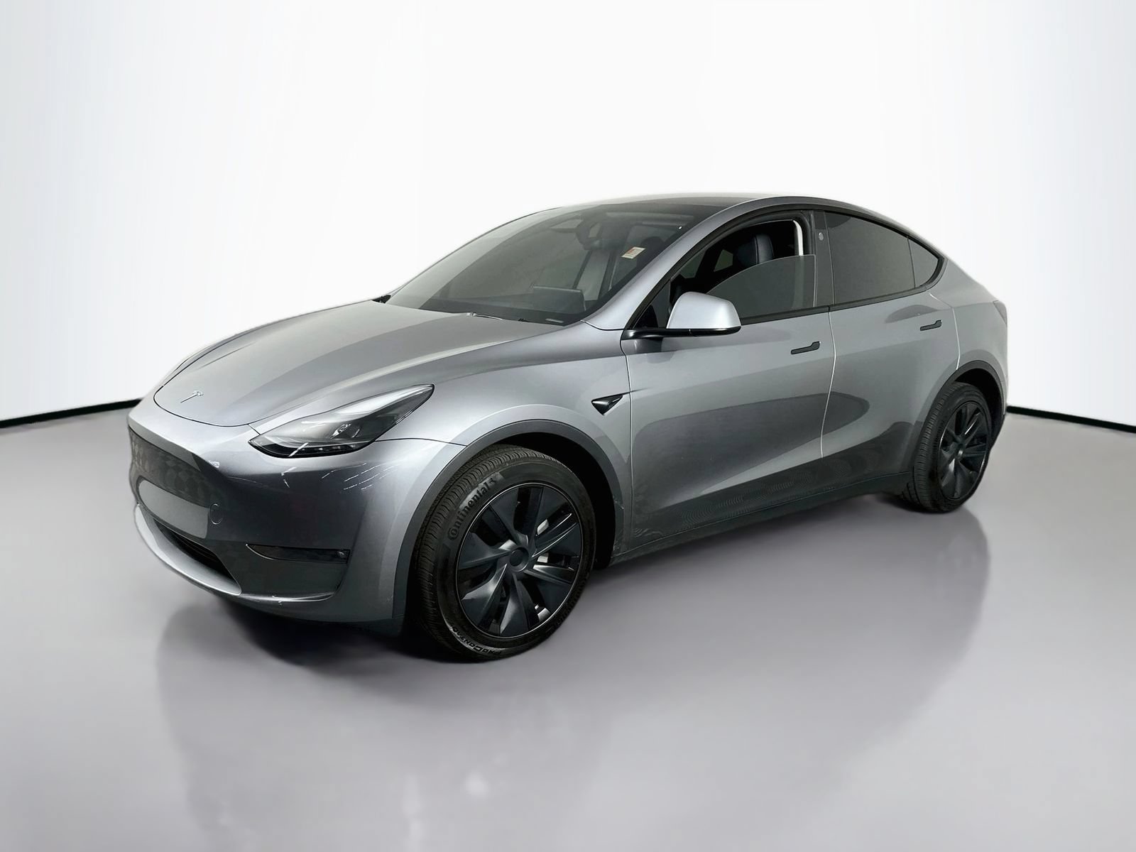 Used 2024 Tesla Model Y Long Range AWD/4WD image 4