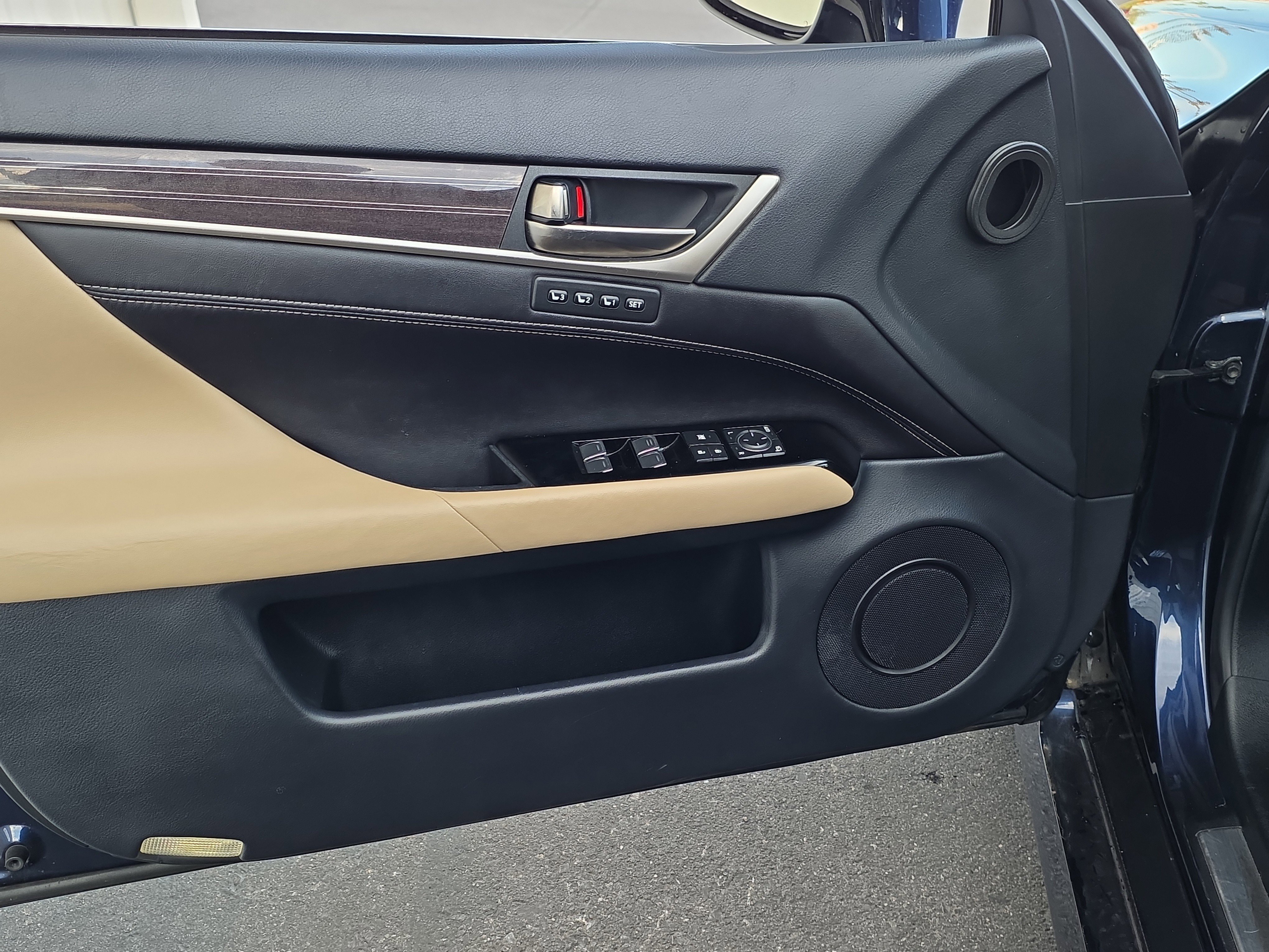 Used 2018 Lexus GS 350 AWD w/ Premium Package image 13