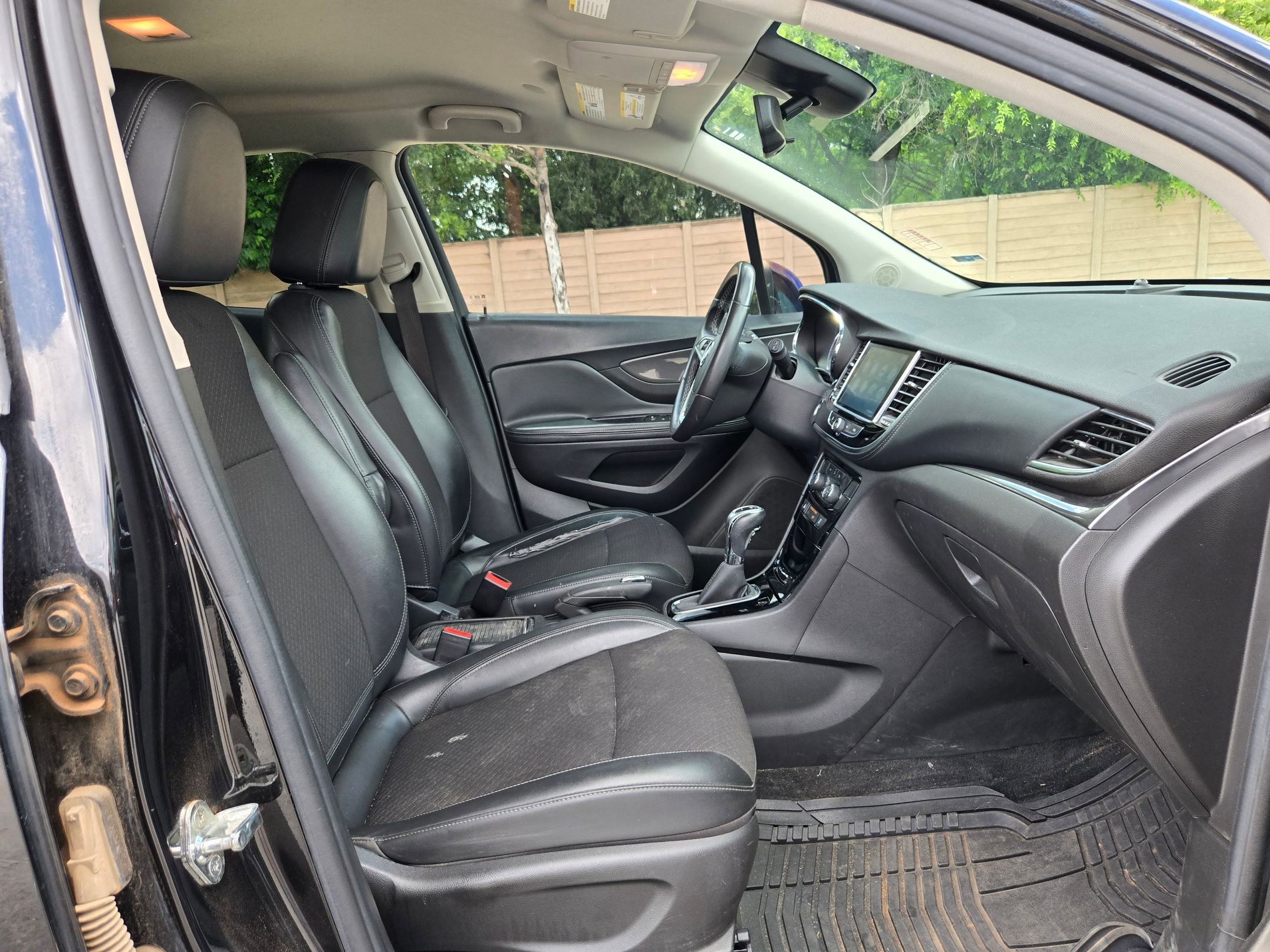 Used 2018 Buick Encore Preferred FWD image 24