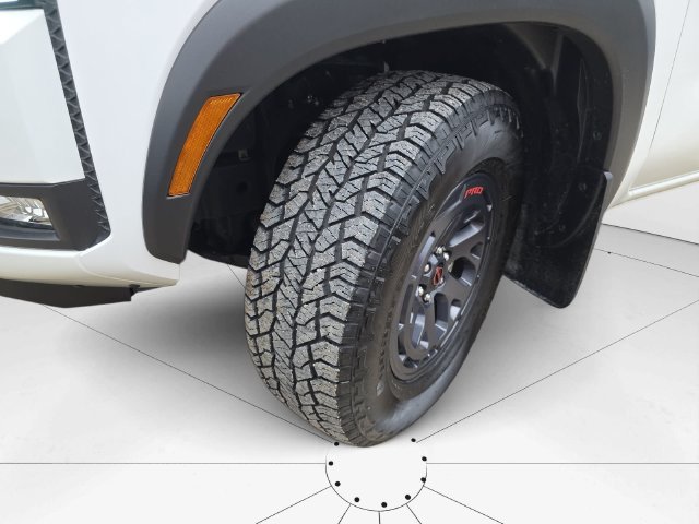 Used 2025 Nissan Frontier PRO-4X AWD/4WD image 39