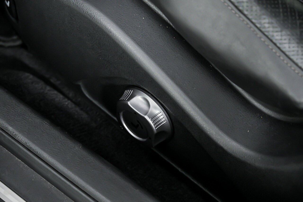 Used 2013 Nissan GT-R Premium AWD/4WD image 25