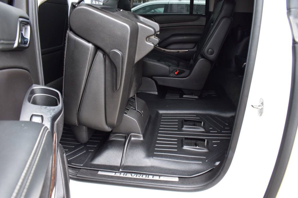 Used 2018 Chevrolet Suburban LT image 31