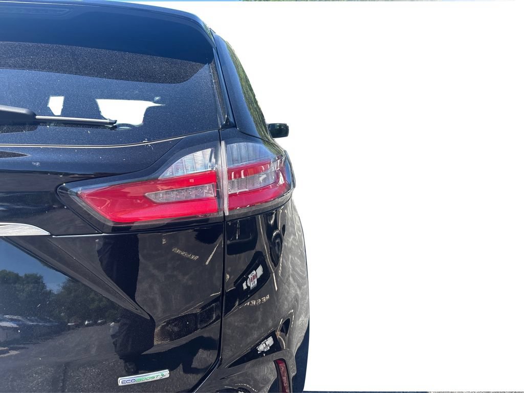 Used 2020 Ford Edge SE FWD image 29