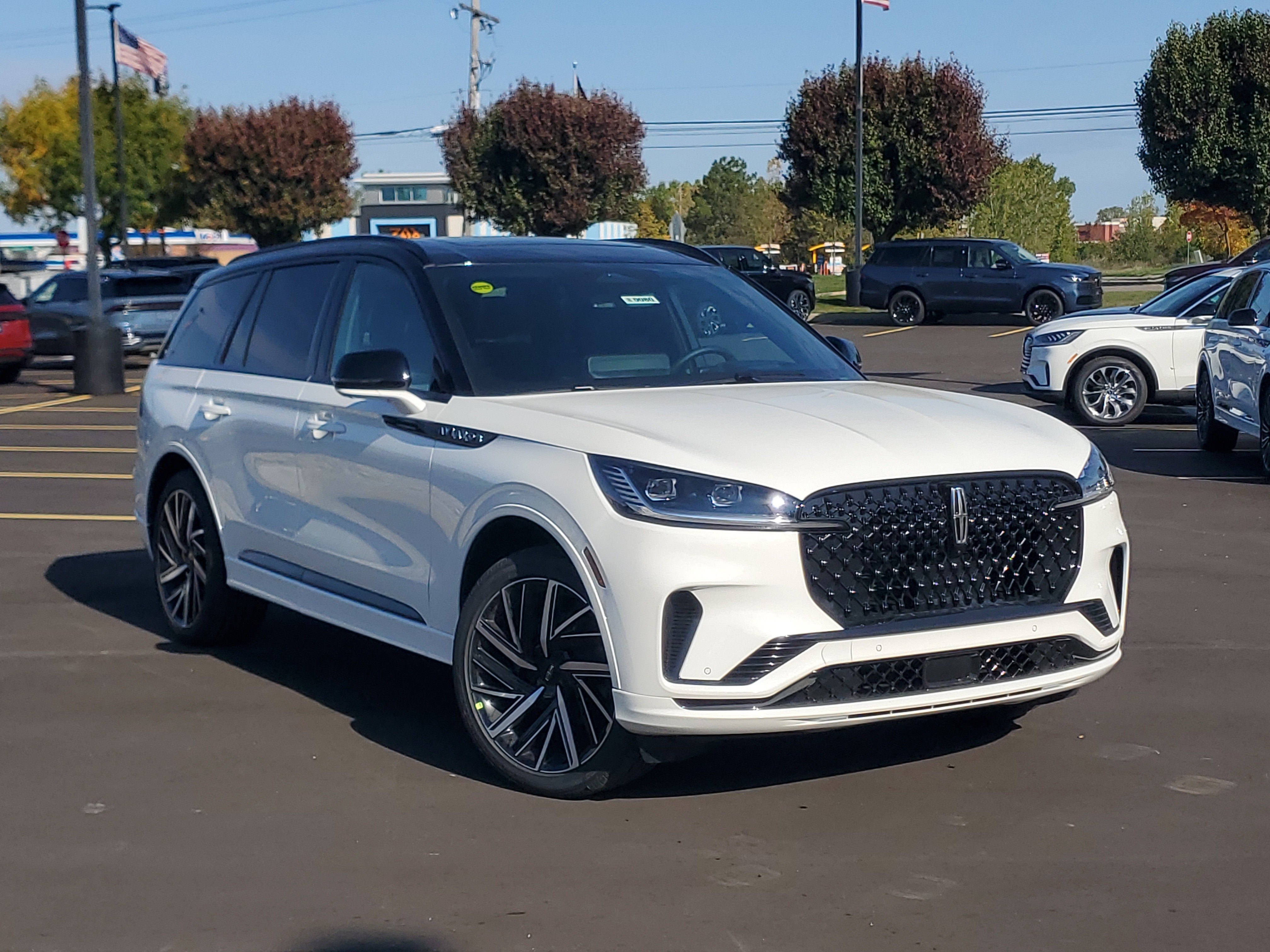 New 2027 Lincoln Aviator Black Label w/ Black Label Special Edition AWD/4WD 360° Tour