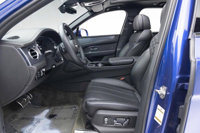 Used 2022 Bentley Bentayga Speed image 36