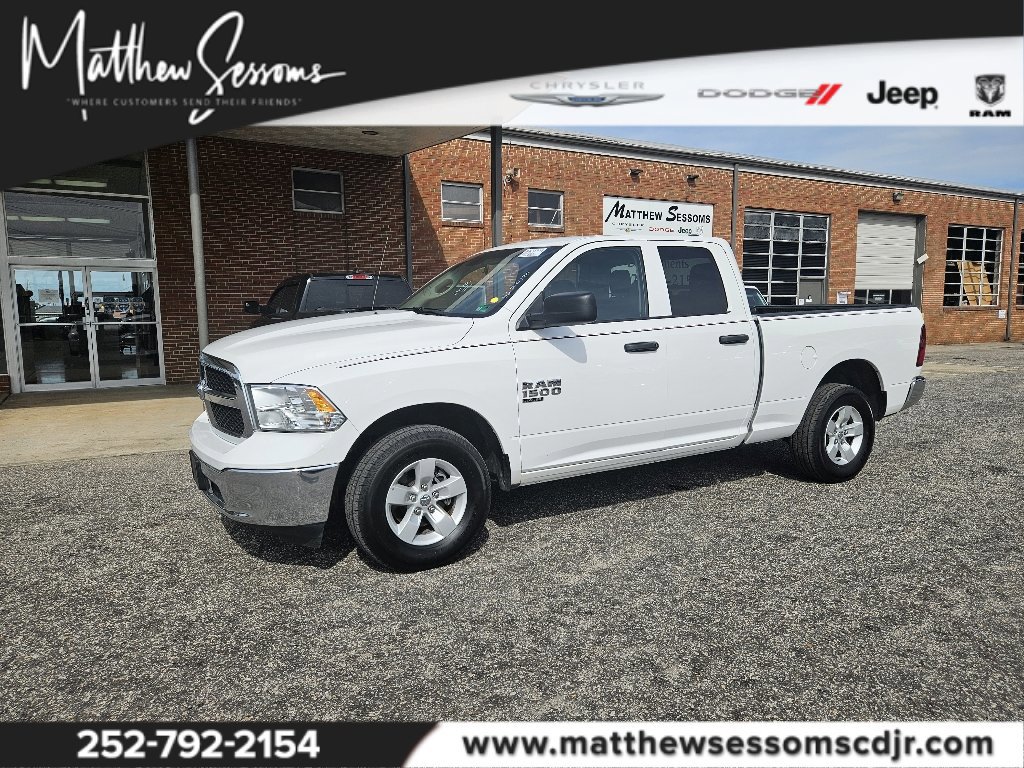 Used 2024 RAM 1500 Classic SLT AWD/4WD image 1
