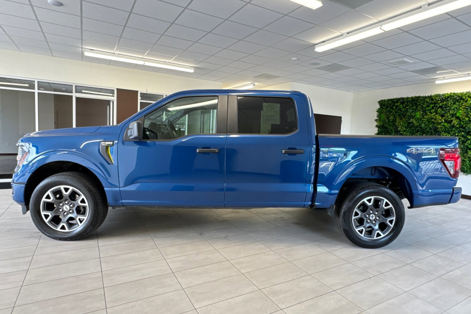 Used 2024 Ford F150 STX AWD/4WD image 7