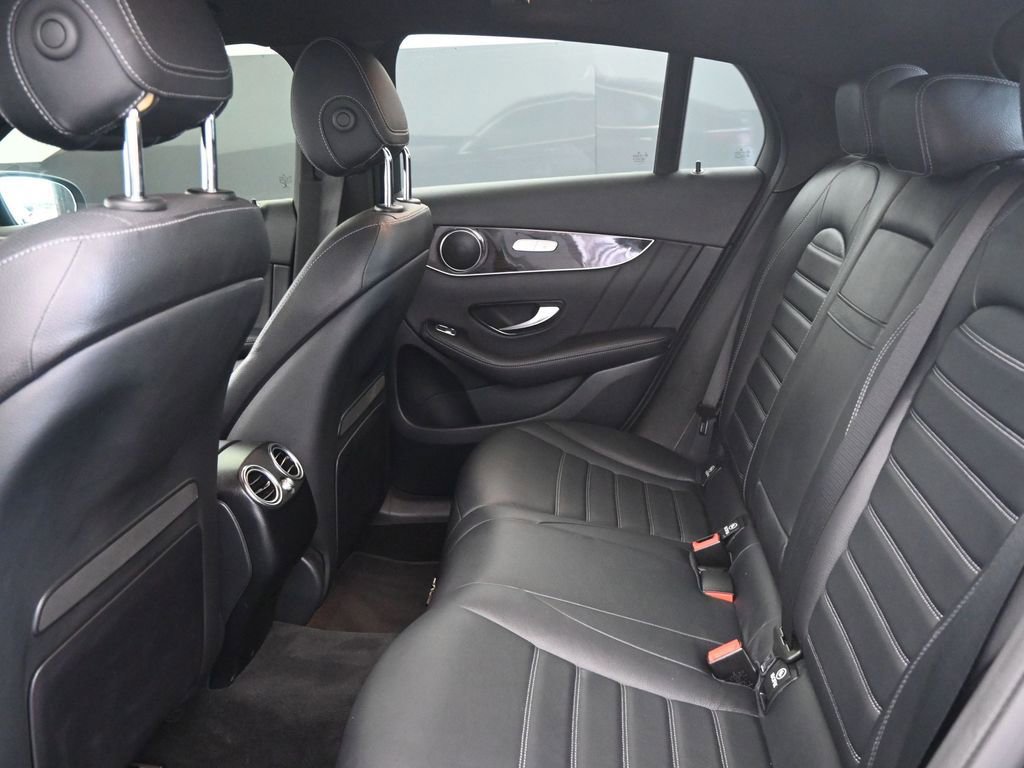 Used 2021 Mercedes-Benz GLC 300 4MATIC Coupe image 20