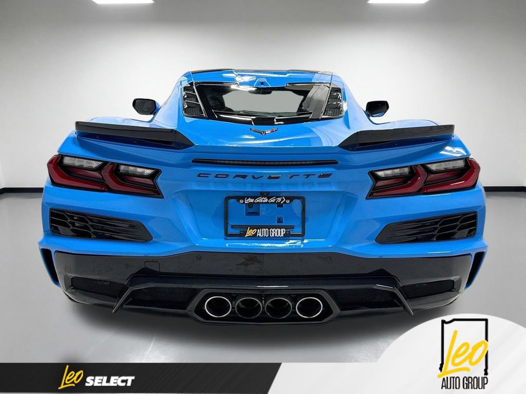 Used 2024 Chevrolet Corvette Z06 RWD image 9