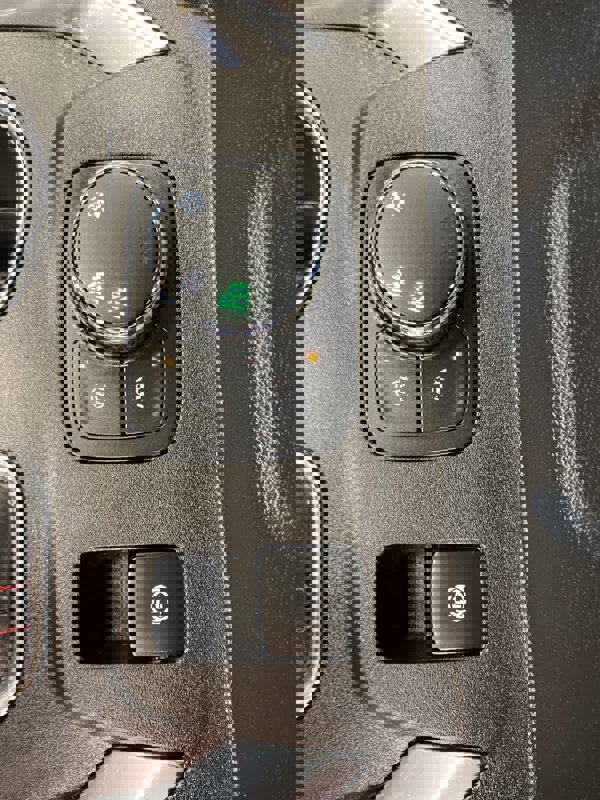 Used 2022 Chevrolet Traverse RS w/ LPO, Floor Liner Package image 21