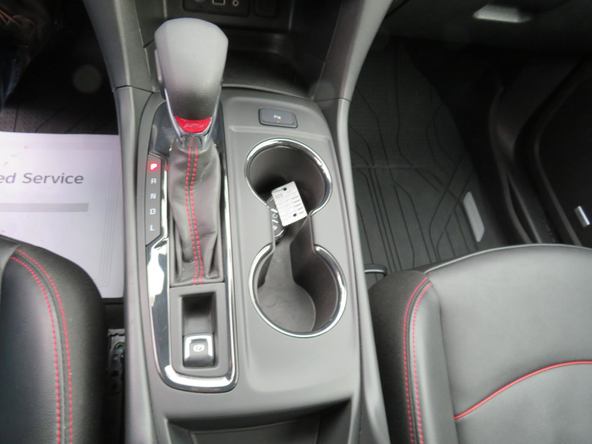 Used 2022 Chevrolet Equinox RS w/ RS Leather Package image 5