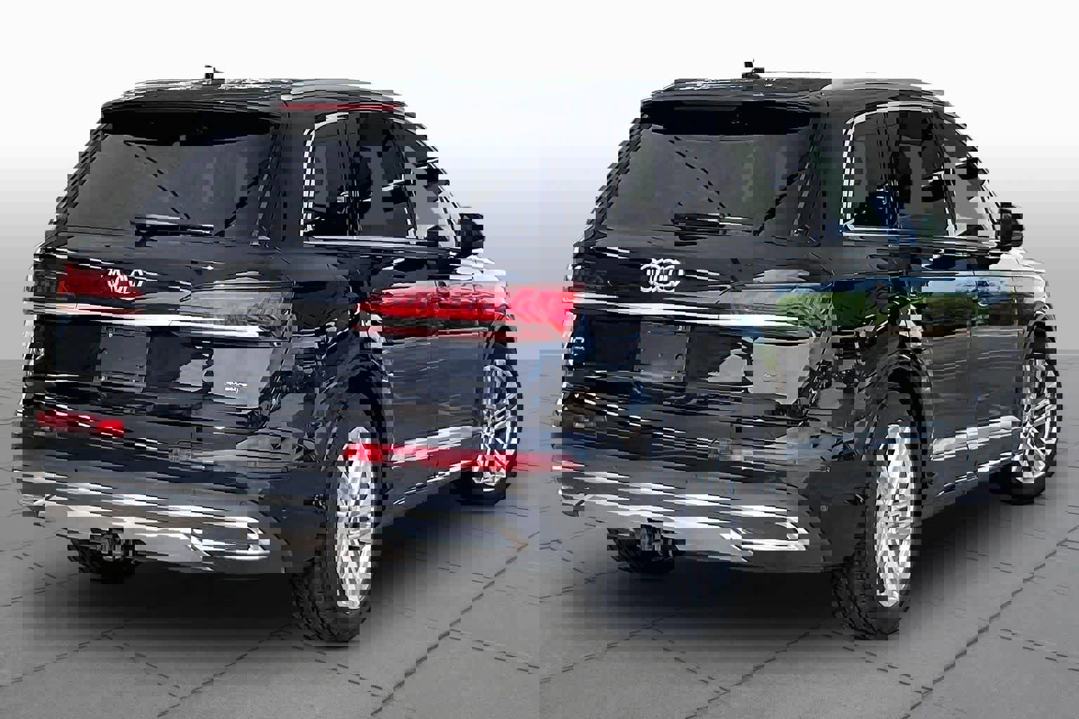 Used 2023 Audi Q7 3.0T Prestige image 13