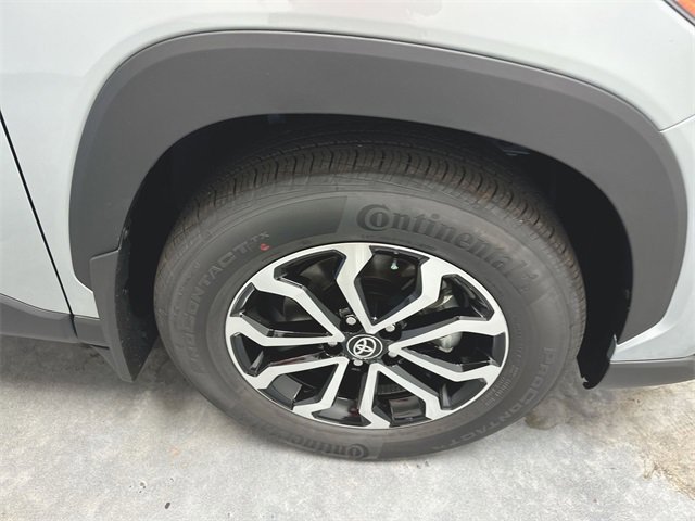 Certified 2024 Toyota Corolla Cross SE w/ Moonroof Package image 11