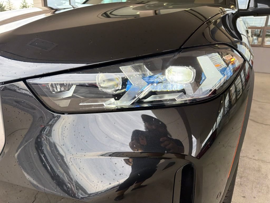 Used 2026 BMW X5 xDrive40i AWD/4WD image 9