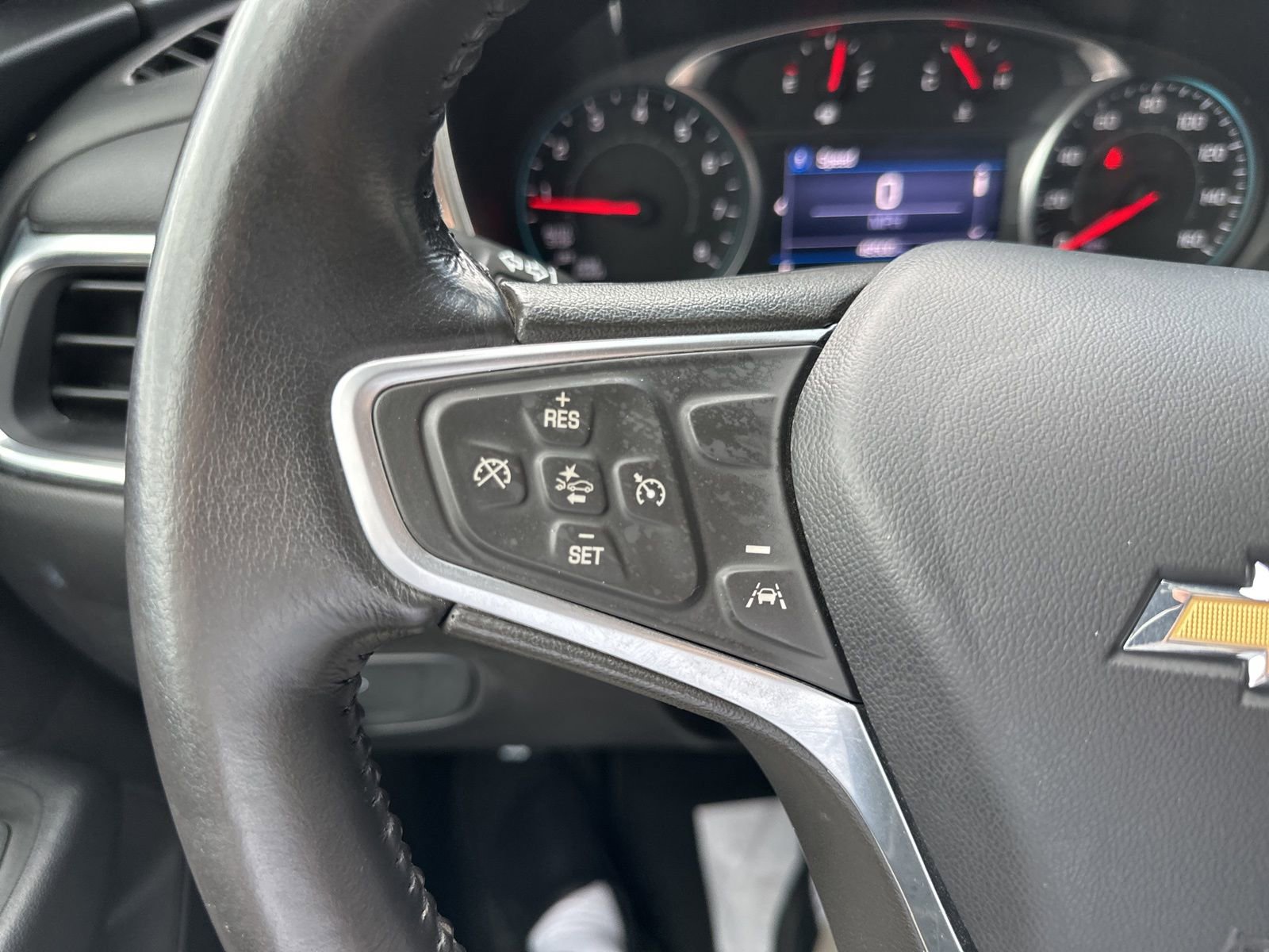 Used 2022 Chevrolet Equinox LT AWD/4WD image 29