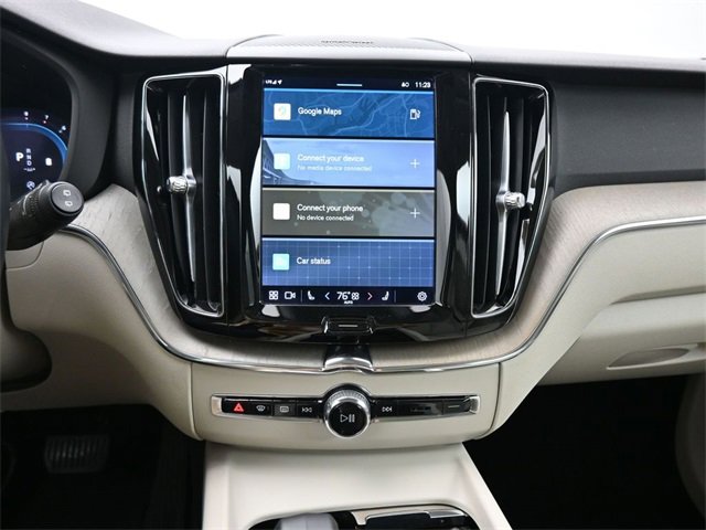 Used 2023 Volvo XC60 B5 Plus w/ Protection Package Premier image 12