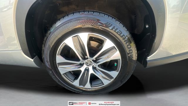 Used 2023 Toyota Highlander XLE image 20