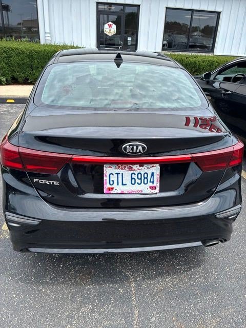 Used 2019 Kia Forte LXS FWD image 12