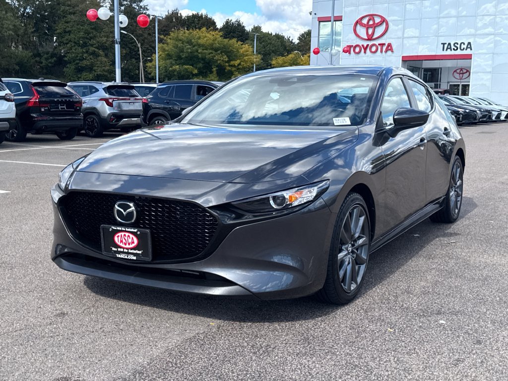 Used 2022 MAZDA MAZDA3 s FWD image 3