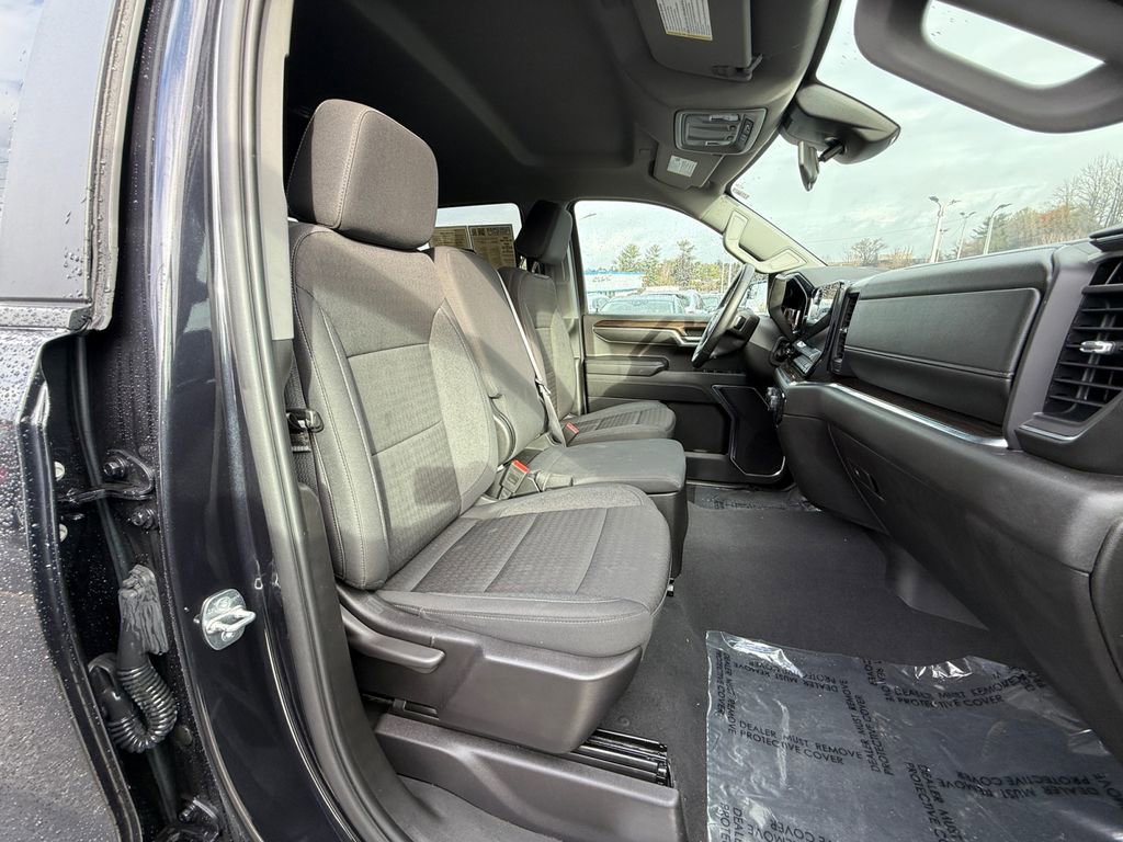 Used 2024 Chevrolet Silverado 1500 LT image 27