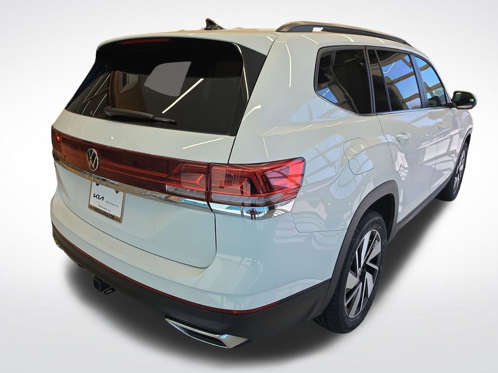 Used 2025 Volkswagen Atlas SE FWD image 6