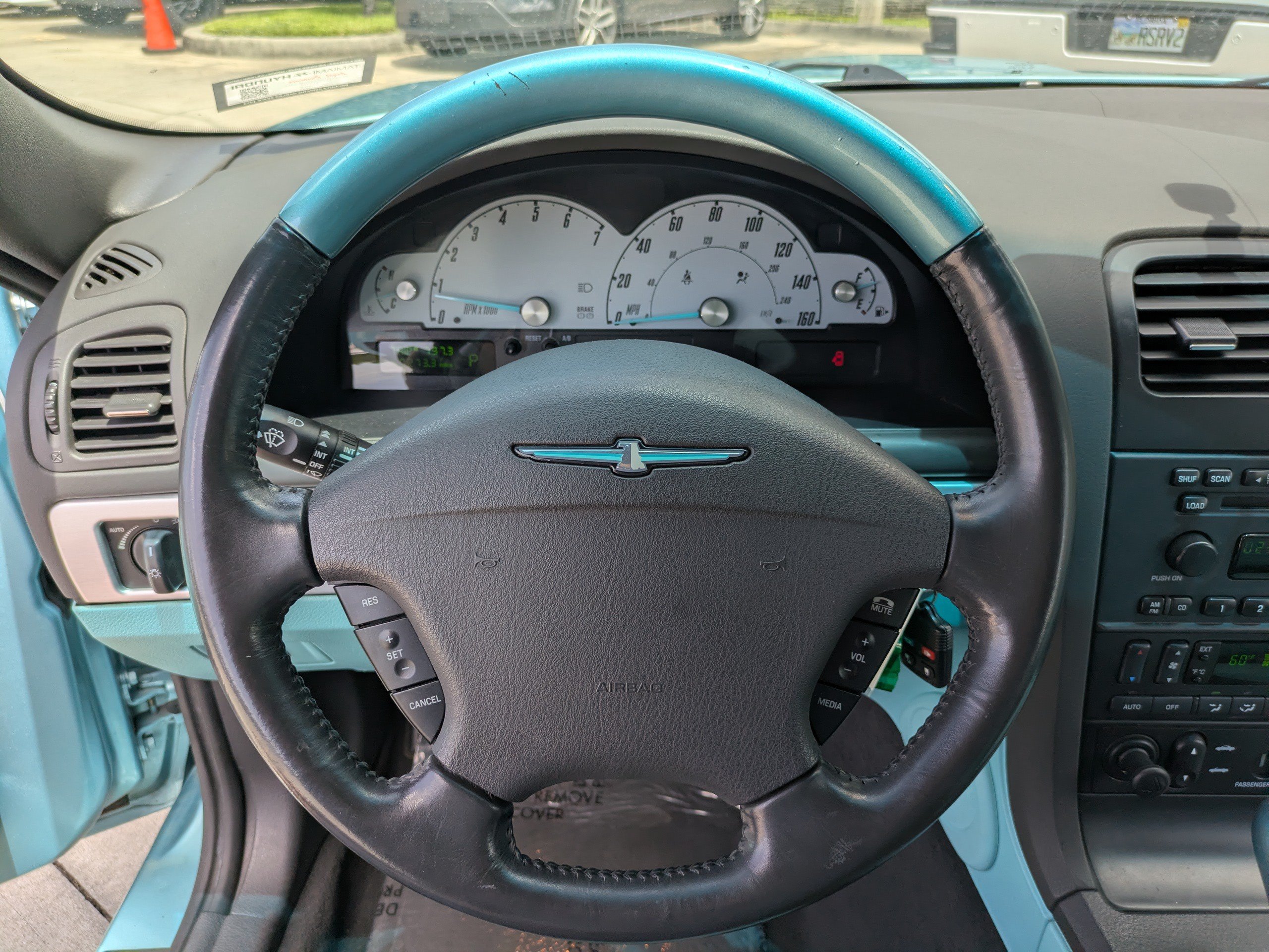 Used 2002 Ford Thunderbird RWD image 16