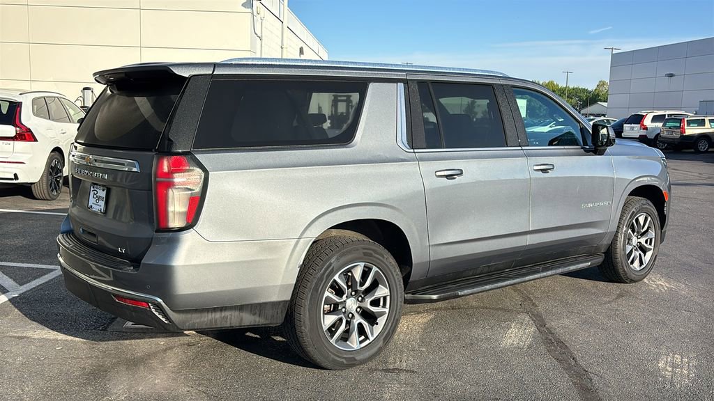 Used 2022 Chevrolet Suburban LT w/ LT Signature Package AWD/4WD image 30