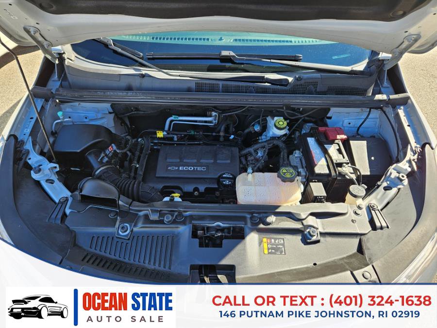 Used 2017 Chevrolet Trax LT w/ LT Convenience Package image 19