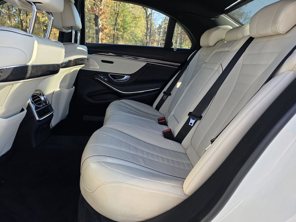 Used 2017 Mercedes-Benz S 550 Sedan w/ Sport Package w/ Sport Package image 13